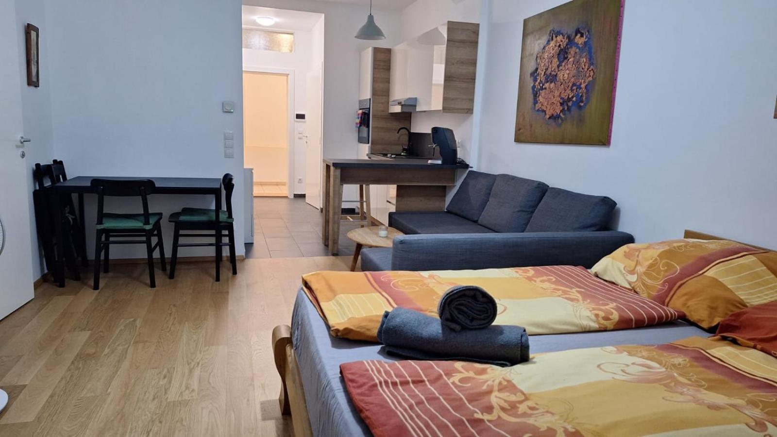 Cozy Flat - Near Schoenbrunn Вена Экстерьер фото